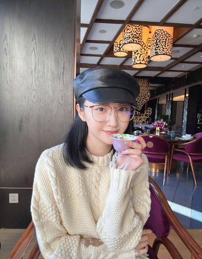 出圈暖心喊话高中粉丝：好好学习才是正经事尊龙凯时人生就是搏平台景甜“房车课堂”再(图9)