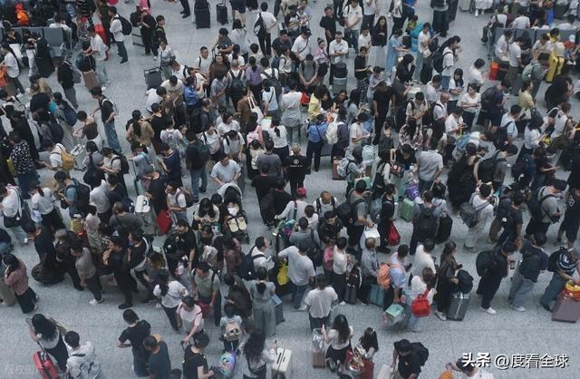 程大军背后藏着中国交通的温度与速度！z6尊龙网站凌晨3点的杭州东站：返